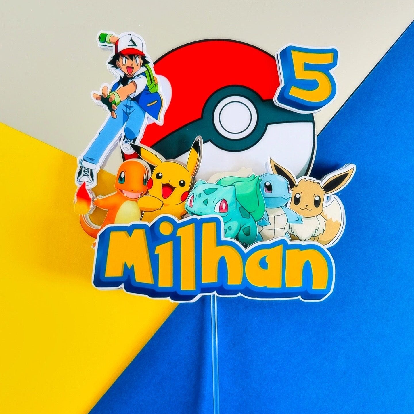cake topper personnalisé pour anniversaire a thème , décoration a thème anniversaire thème pokemon