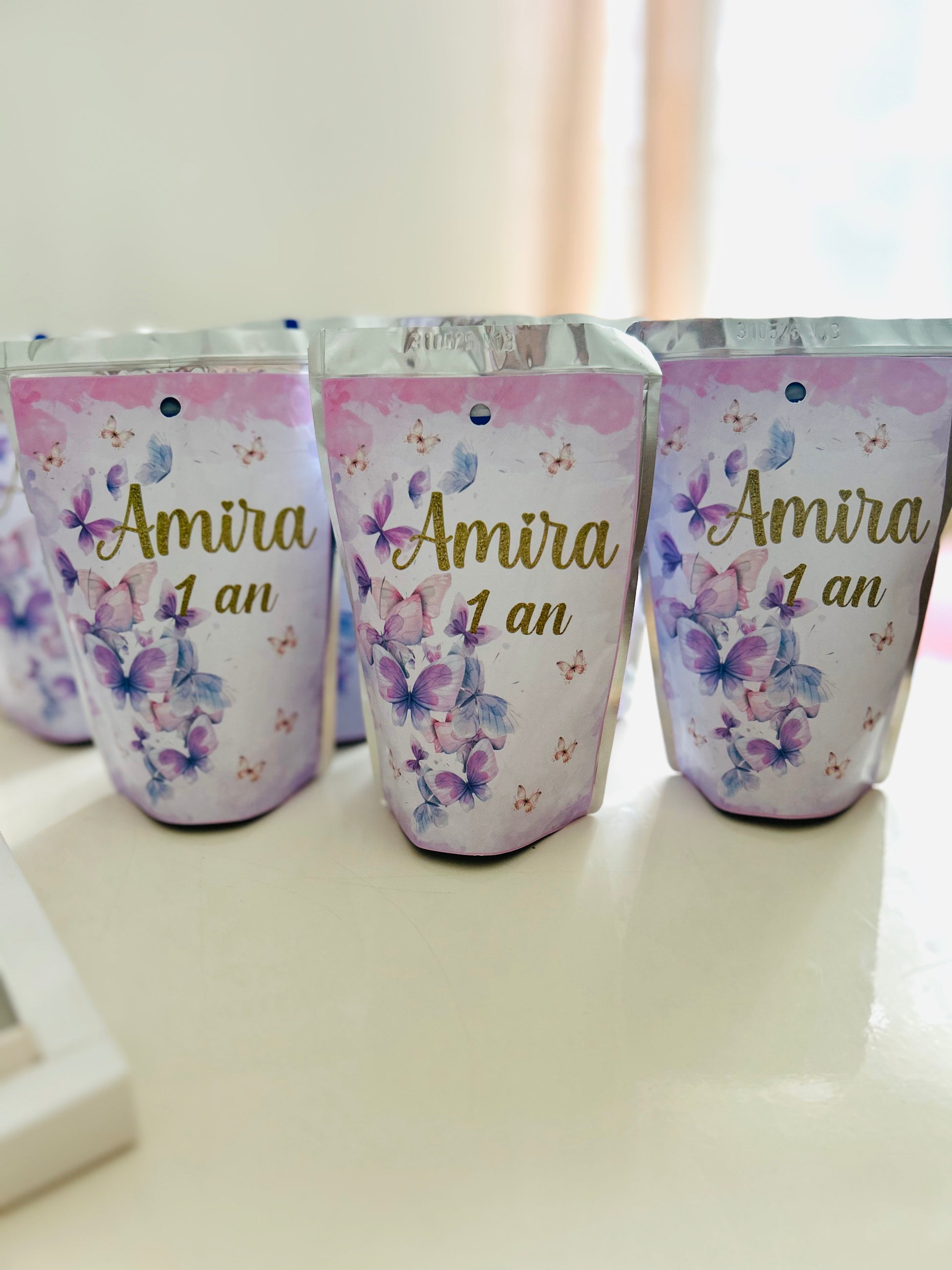 capri sun personnalisé, décoration anniversaire  thème papillon  thème fille