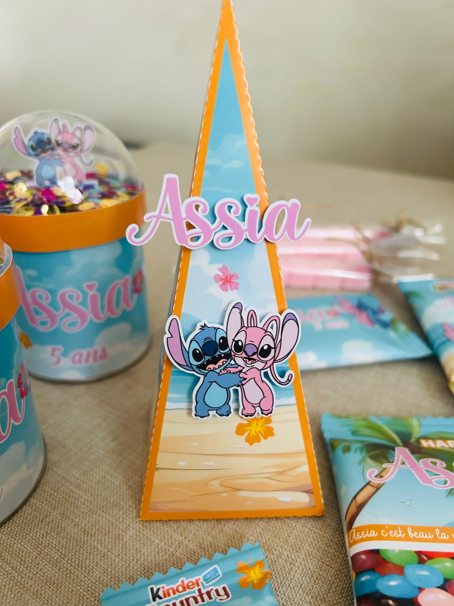 Boîte Pyramide Personnalisée Garnie de Bonbons